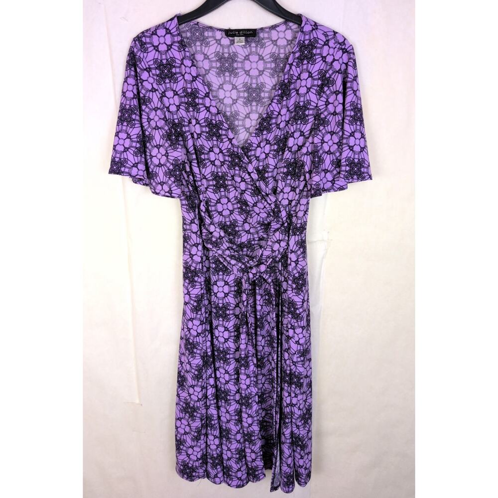 Julie Dillon purple floral true wrap dress Size 8 Boho Classic Artsy Feminine